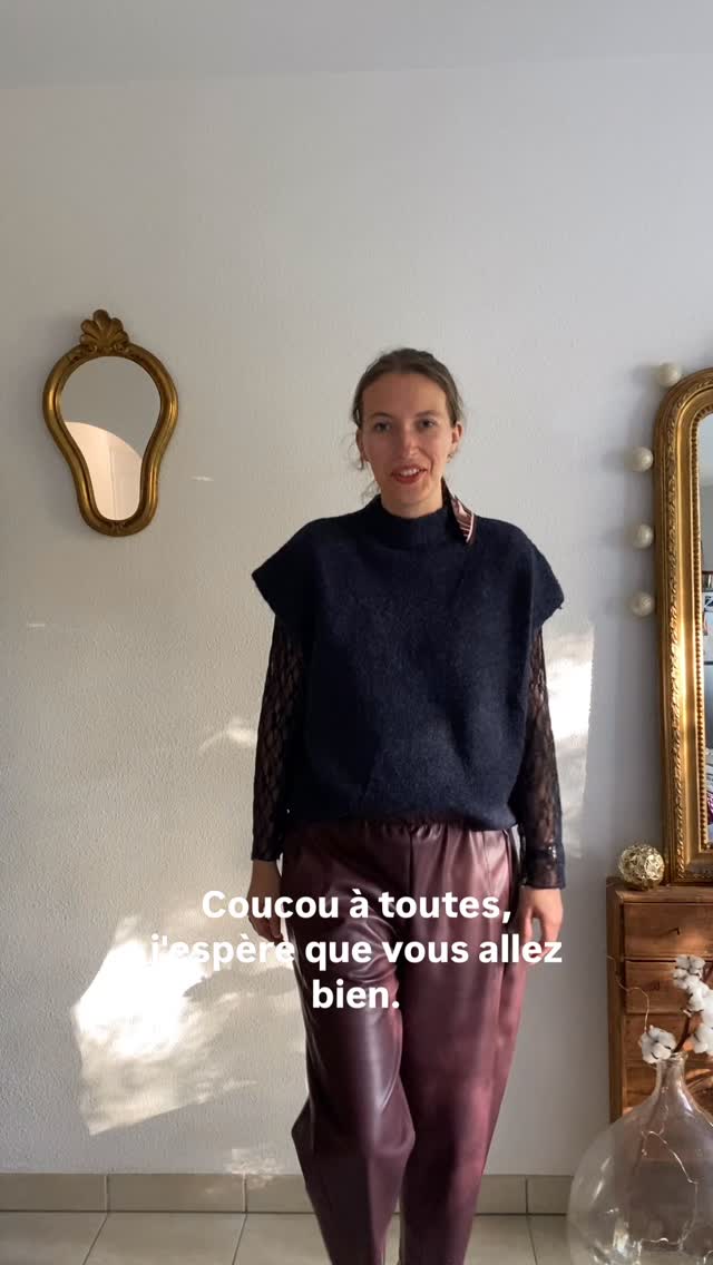 Maintenant que la nouvelle Co est shootée, place aux fiches produits 😉 
.
Une capsule mode, accessoires et bijoux, en série limitée, pour celles qui ont envie de commencer les cadeaux de Noël 🎁
.
Et c’est le dernier week-end pour commander le calendrier de l’Avent, après il sera trop tard 🔥 Tu attends quoi ? Il est canon !! 😍
.
Bon week-end à toutes ✨
.
www.shopbyclo.fr