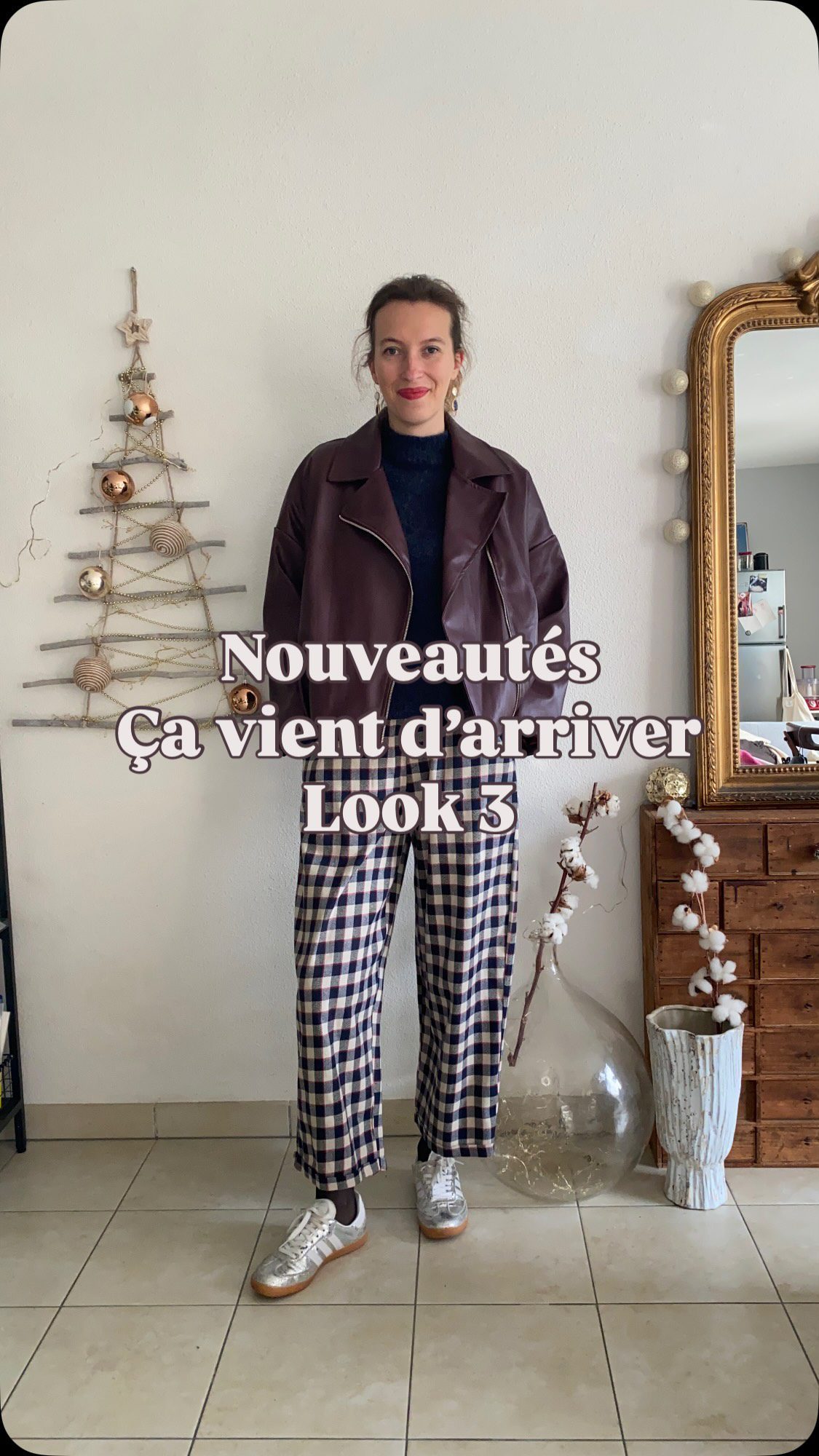 Un look qui a de l’allure,
sans jamais en faire trop ✨

Parfait pour une soirée,
un dîner,
ou une fin d’année un peu plus habillée.

Mais aussi idéal au quotidien,
avec des baskets,
pour celles qui aiment être chic sans se sentir déguisées.

Des pièces fortes, faciles à associer,
pensées pour vivre, bouger, travailler…
et aussi pour célébrer.

Nouveautés fraîchement sorties du carton chez Shop by Clo 🤍
.
#johannaparis #newco #shopbyclo