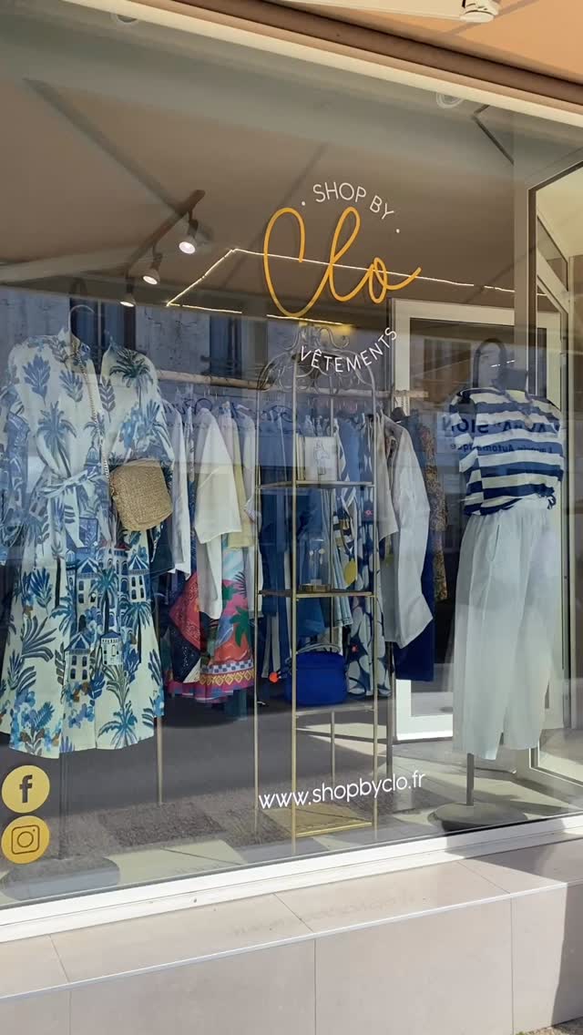 ☀️Vitrine du week-end☀️
.
Comme un air de French Riviera en boutique avec de très belles nouveautés à shopper en cette fin de semaine. 
.
De la couleur toujours, de belles matières, des imprimés tendances, des coupes oversize mais pas seulement. ✨
.
Et la petite nouvelle @hellomarie_jewelry qui a rejoint la boutique avec ses bijoux (colliers, bracelets et boucles d’oreilles). 🤩
.
Rendez-vous en boutique ce week-end 
📍Shop by Clo
3 bis rue des Estivants Sion sur l’océan 
Et en visio pour celles qui sont trop loin 😉
~
#newco #shopbyclo #modefemme #vendee