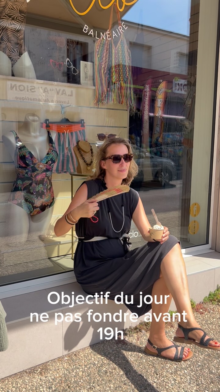 Chez Shop by Clo, notre plan de survie est simple :
✔️ des robes légères
✔️ du lin
✔️ des matières agréables à porter
✔️ et beaucoup d’humour. 🤭

Courage à toutes, on se retrouve en boutique (sans jugement si vous arrivez déjà en nage 😅). 💛