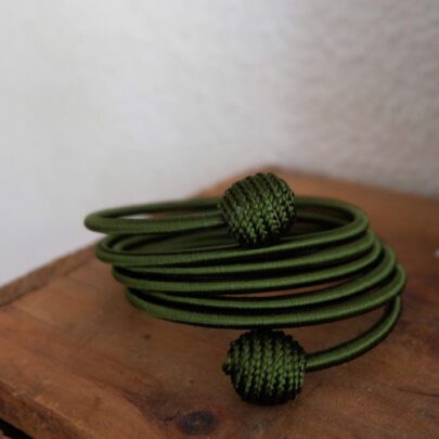 Bracelet spiral soie vert