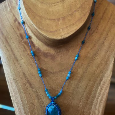 Collier macramé turquoise