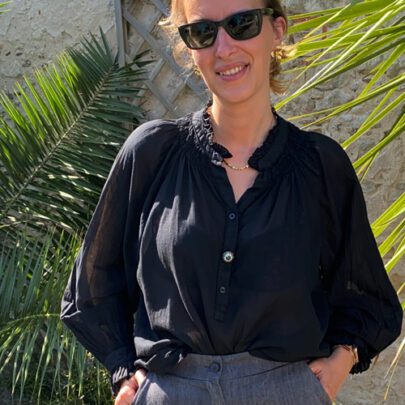 Blouse noire bouton bijoux - Johanna Paris