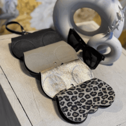 Etui à lunettes en cuir