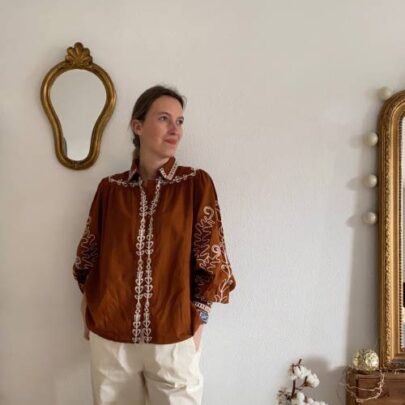 Chemise camel brodée The Corner Paris