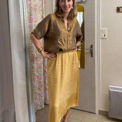 Blouse bronze à nouer