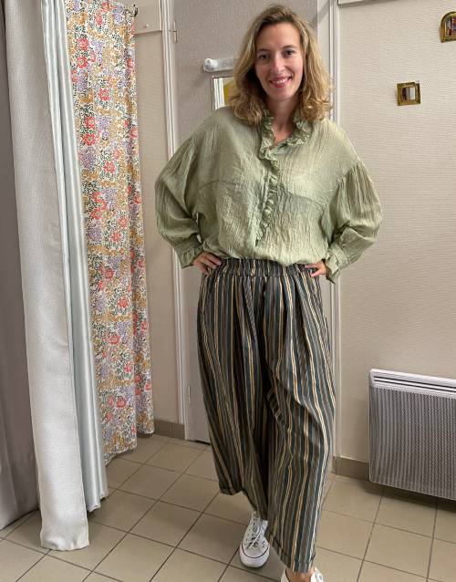 chemise-manches-longues-volant-kaki-johanna-paris_3
