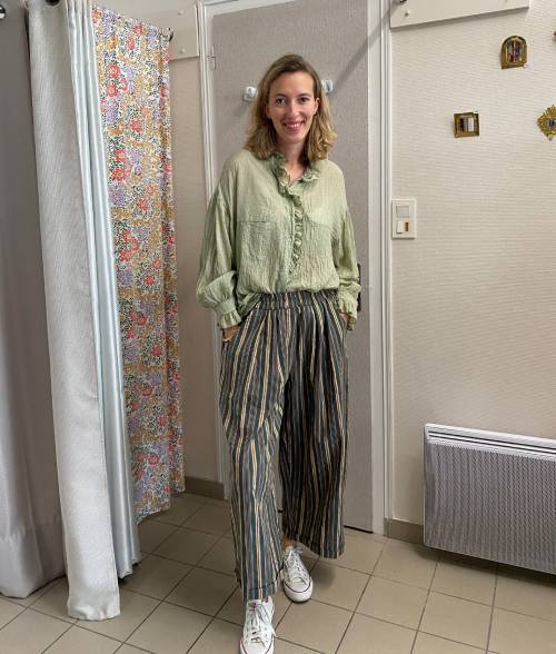 chemise-vert-kaki-volant-johanna-paris_1