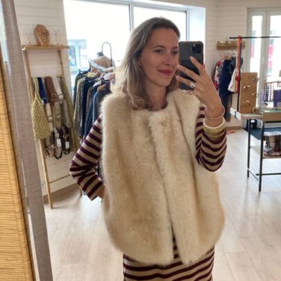 Veste sans manche fausse fourrure écru