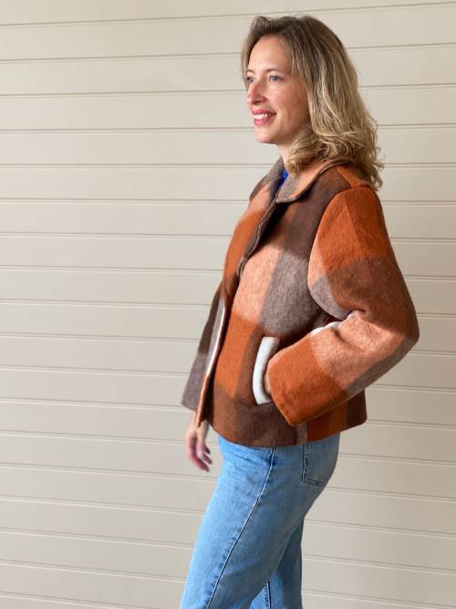 veste-style-caban-courte-carreaux-terracotta-johanna-paris_3
